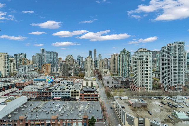 2901 - 1008 Cambie Street