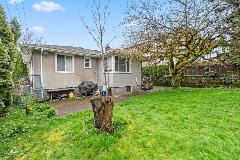 3977 Forest Street, Burnaby, V5G 1W7 | Image 2