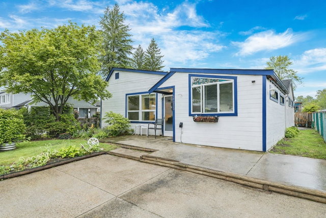 11253 Glenbrook Place