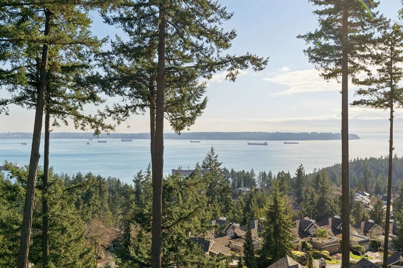 7 - 5110 Alderfeild Place, West Vancouver, V7W 2W7 | Image 3