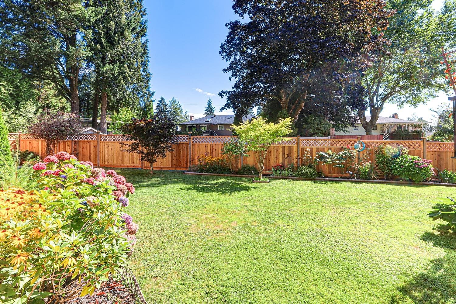 Listing Image 16