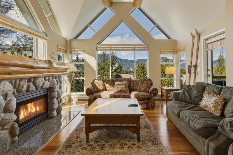 4910 Spearhead Place #409, Whistler, British Columbia