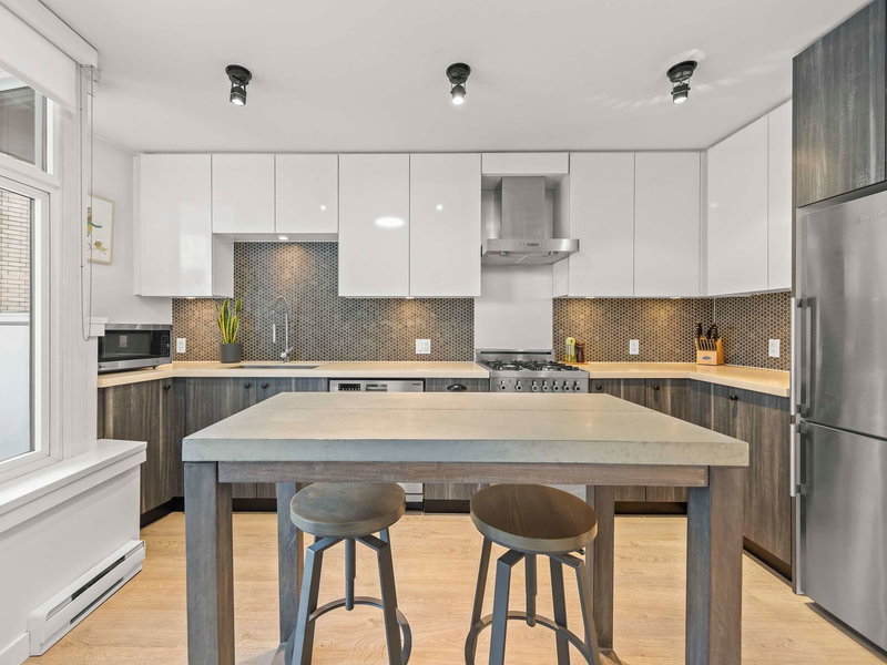 311 6th Avenue E #502, Vancouver, British Columbia