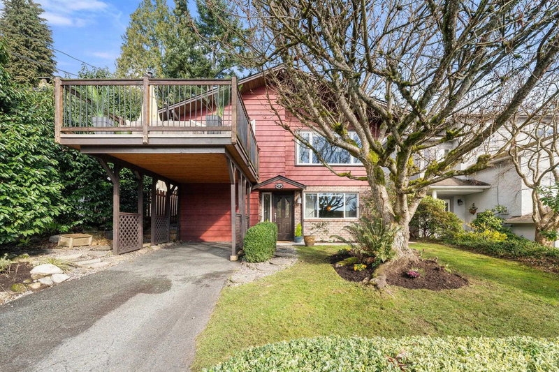 3300 Mahon Avenue, North Vancouver, British Columbia