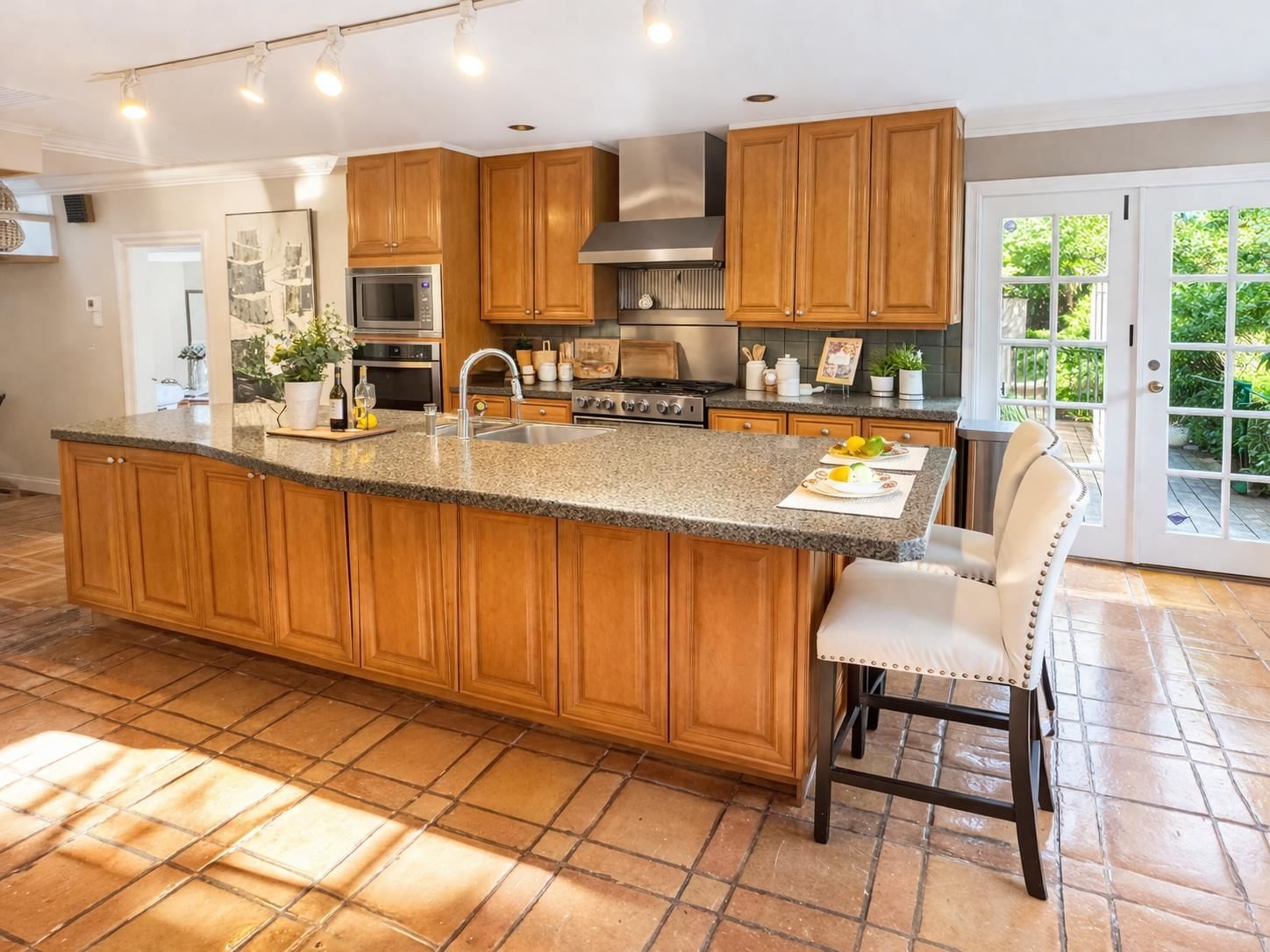 Listing Image 15