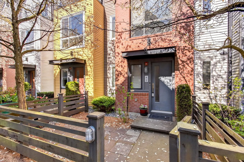 42 - 2332 Ranger Lane, Port Coquitlam, V3B 0J4 | Image 2