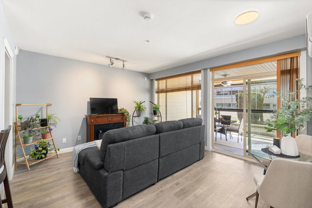 132 - 2860 Trethewey Street