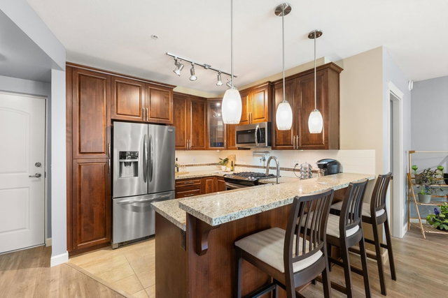 132 - 2860 Trethewey Street