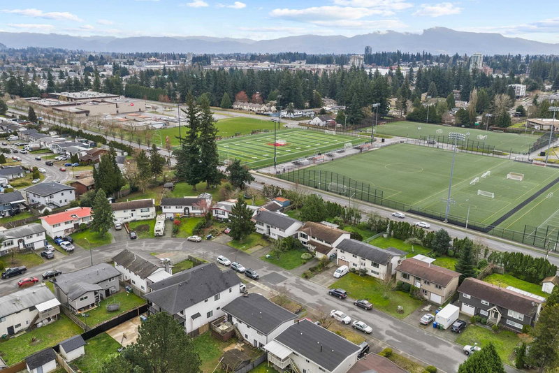 32174 Astoria Crescent, Abbotsford, V2T 4P5 | Image 2