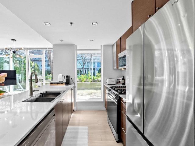 501 - 7371 Westminster Highway