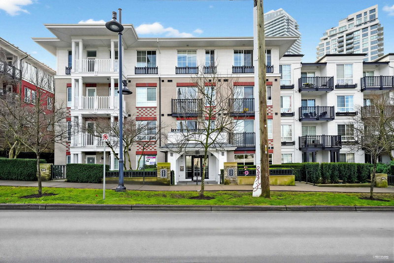 608 Como Lake Avenue #208, Coquitlam, British Columbia