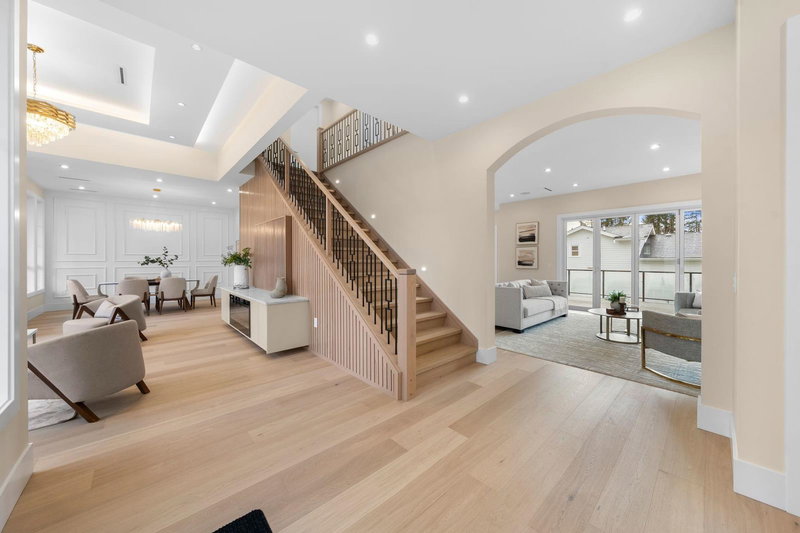 361 22nd Street, North Vancouver, V7L 3C8 | Image 2