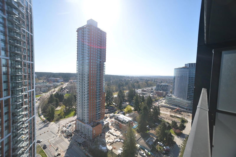 13655 Fraser Hwy #2408, Surrey, British Columbia