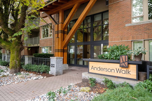 515 - 119 22nd Street W