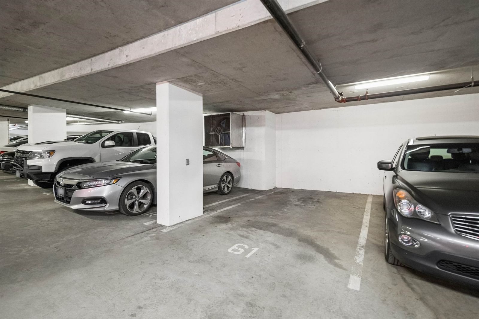 Listing Image 21