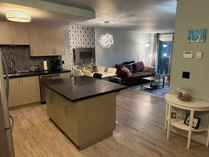 117 - 2416 3rd Avenue, Vancouver, V6K 1L8 | Image 2