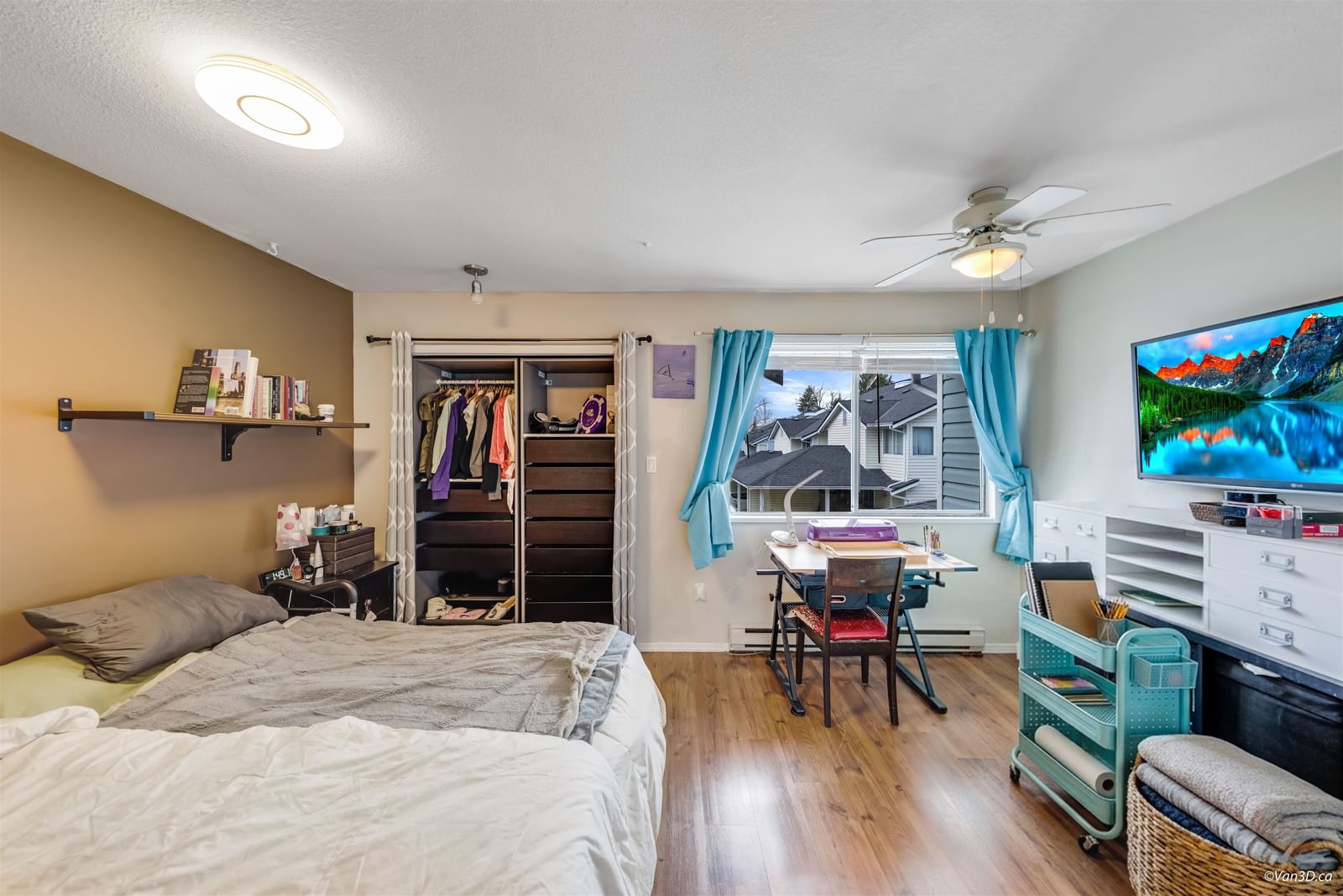 Listing Image 17