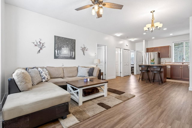 22 - 32501 Fraser Crescent