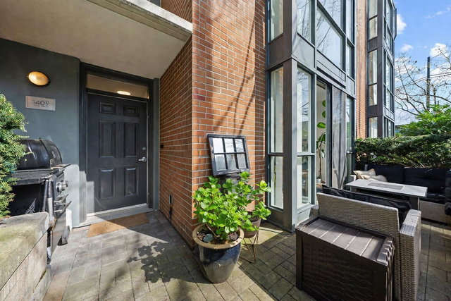 1409 6th Avenue W