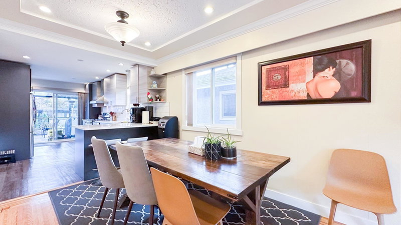 56 Warwick Avenue, Burnaby, V5B 3X3 | Image 3