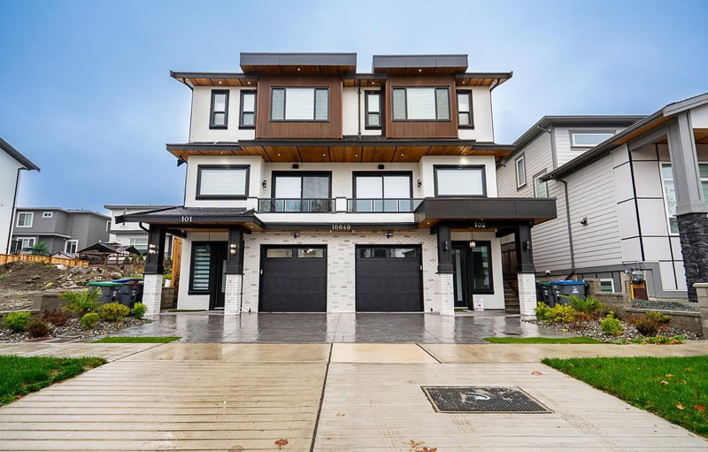 16649 18a Avenue #101, Surrey, British Columbia