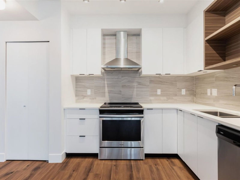 240 - 5355 Lane Street, Burnaby, V5H 0H1 | Image 2