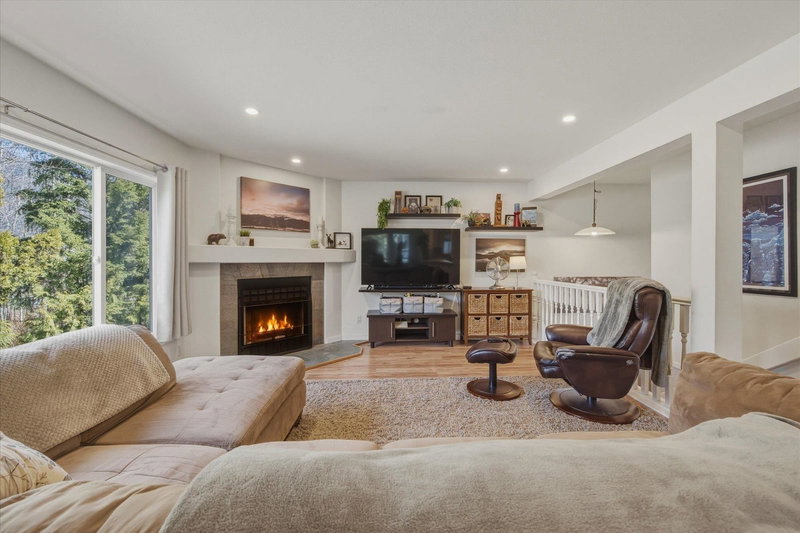 7467 Prospect Street #2, Pemberton, British Columbia