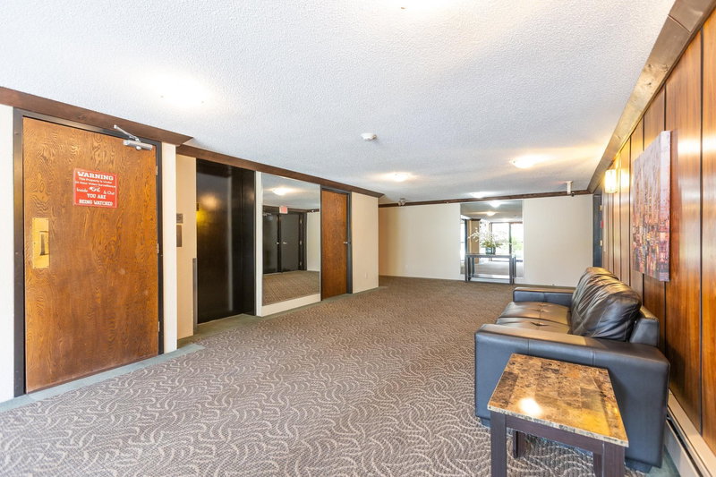 203 - 1379 Merklin Street, White Rock, V4B 4C2 | Image 2