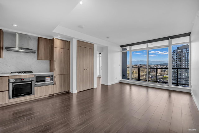 2009 - 4730 Lougheed Highway