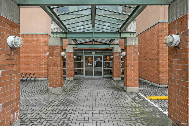 PH05 - 223 Mountain Highway