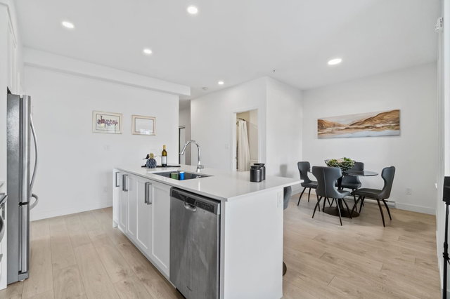 301 - 808 Gauthier Avenue