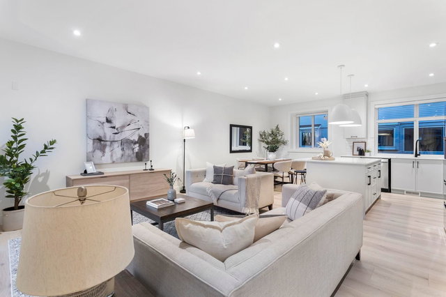 1 - 33586 Huggins Street