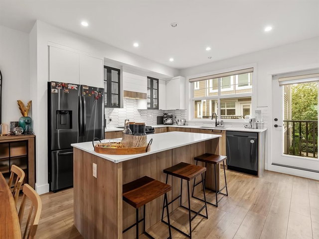 9 - 145641 Winter Crescent