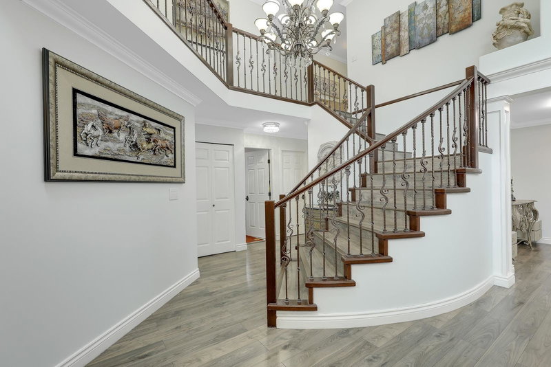 3070 Waddington Place, Coquitlam, V3E 2Y9 | Image 3