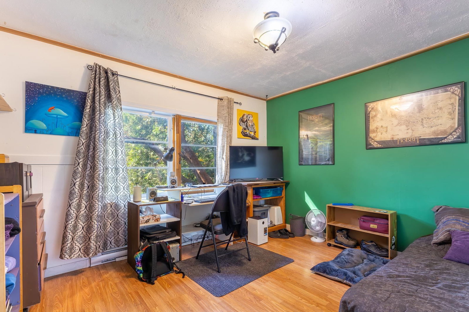 Listing Image 12