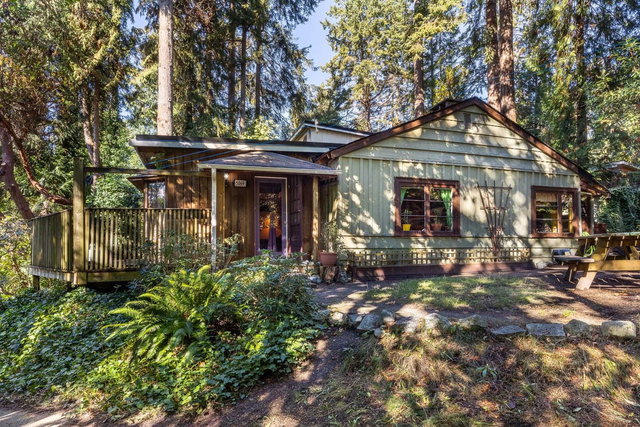 5069 Sunshine Coast Highway