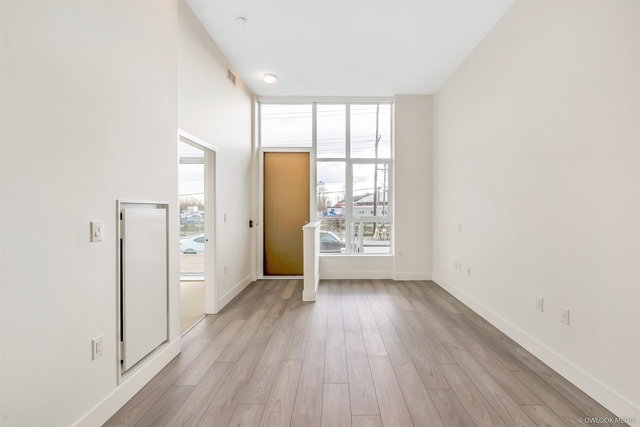 3559 Kent Avenue North E