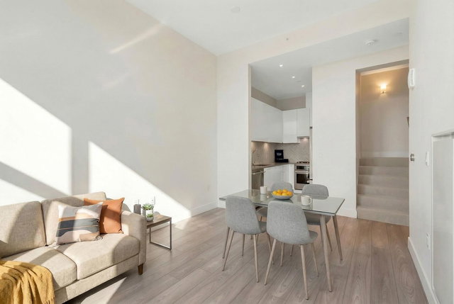 3559 Kent Avenue North E