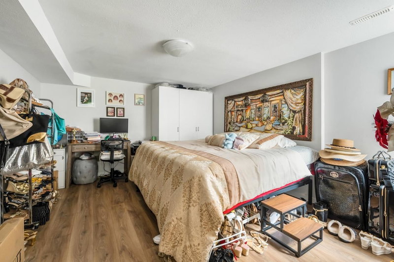 35 Wildwood Drive, Port Moody, V3H 4M5 | Image 2