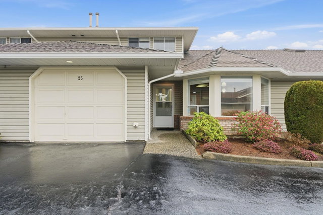 25 - 32615 Murray Avenue