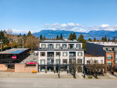 302 - 4479 10th Avenue | Vancouver | Image