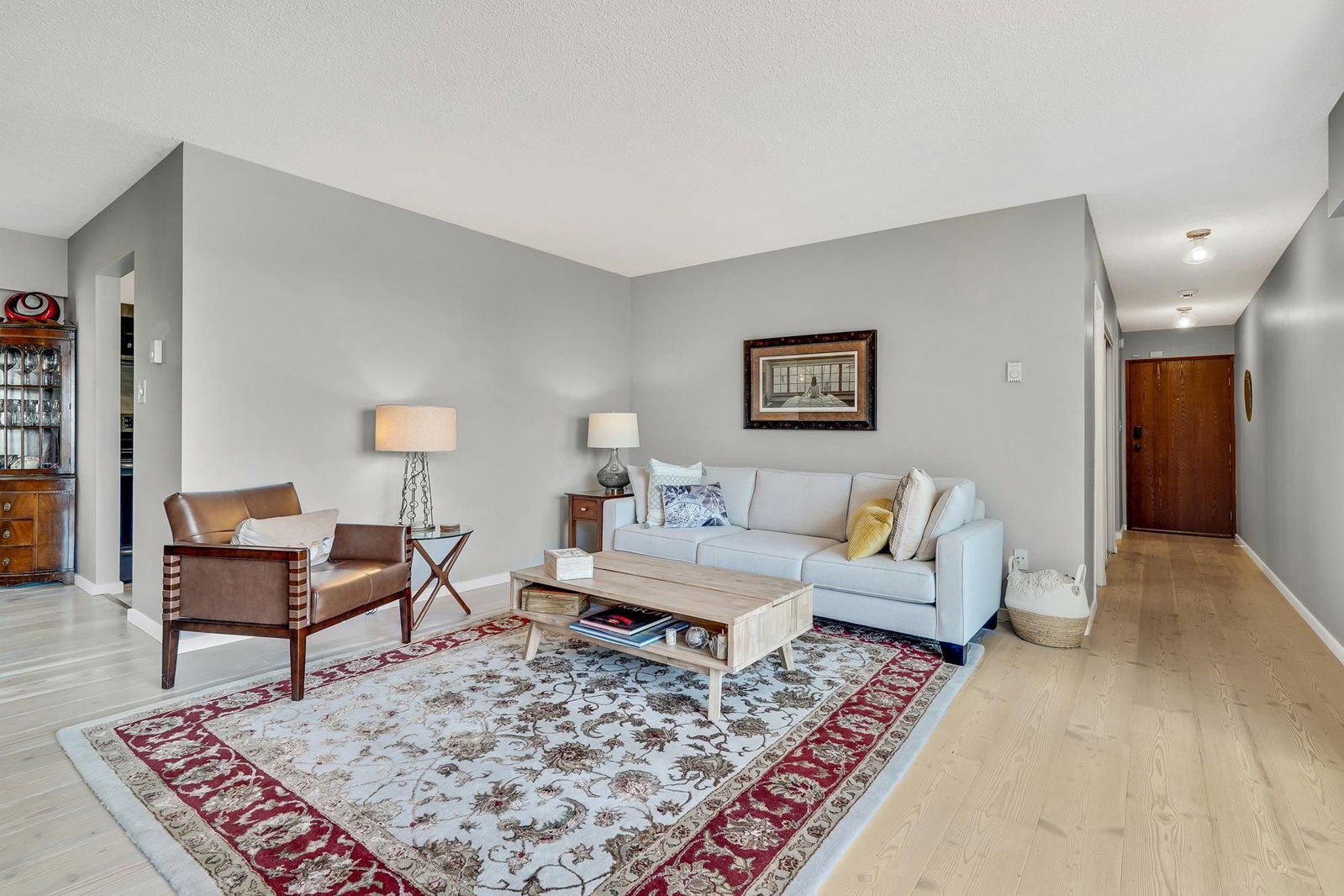 Listing Image 15