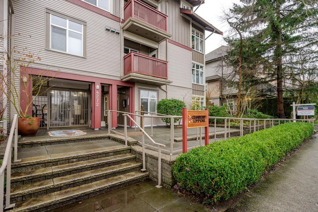 304 - 4272 Albert Street