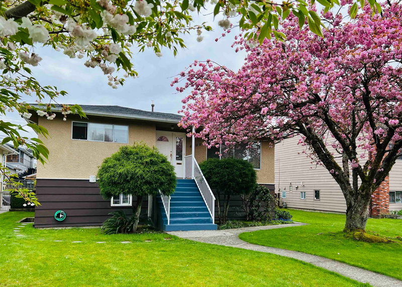 4708 Westlawn Drive, Burnaby, V5C 3R3 | Image 2