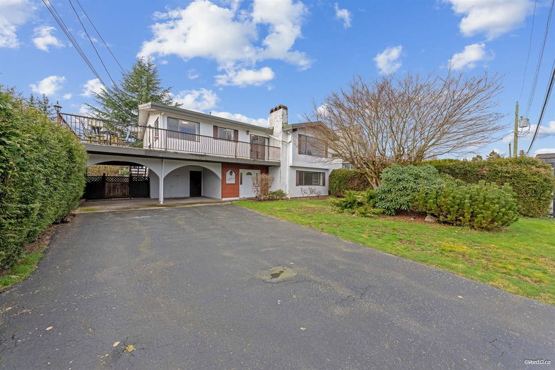 5571 Claude Avenue, Burnaby, V5E 2M7 | Image 2