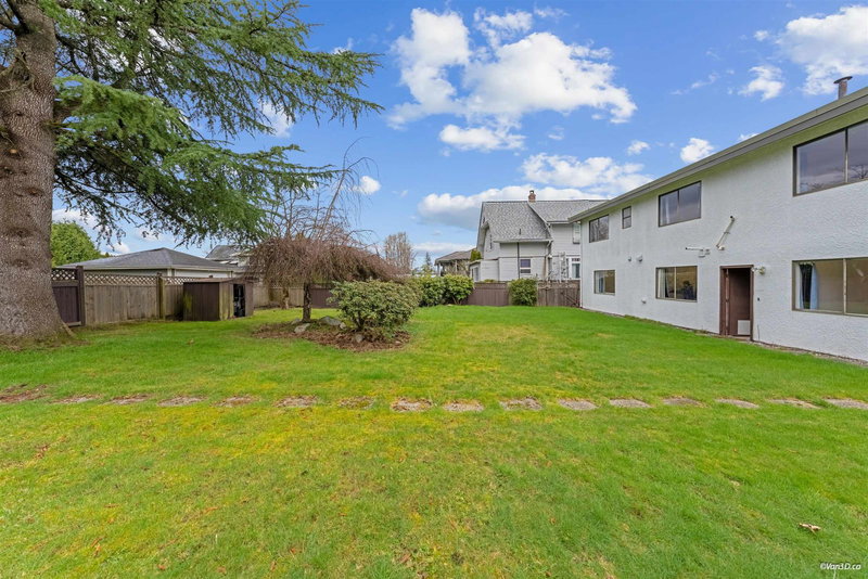 5571 Claude Avenue, Burnaby, V5E 2M7 | Image 3