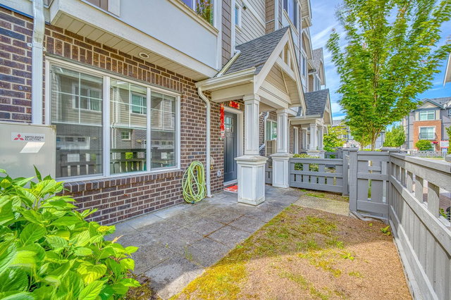 21 - 7180 Lechow Street