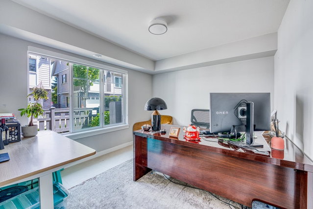 21 - 7180 Lechow Street