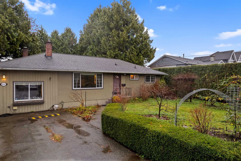 4921 44a Avenue, Delta, V4K 1E6 | Image 2