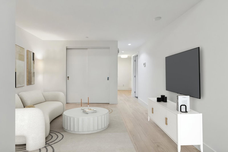 707 - 680 Seylynn Crescent, North Vancouver, V7J 0B5 | Image 2